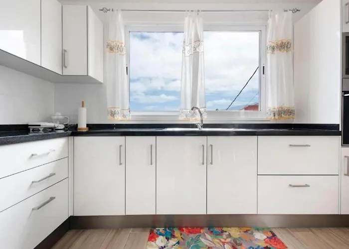 In Garachico With Mountain Views Semesterbostad Genovés